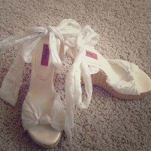 Boutique by Nordstrom Eva wedges